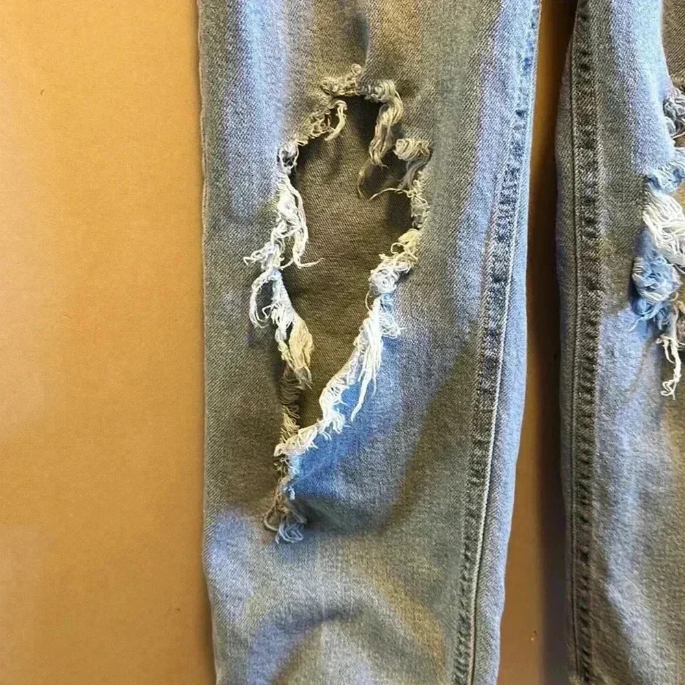Jeans - Picture 3 of 6